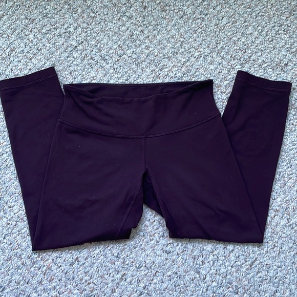 Lululemon midrise crop leggings - Picture 2 of 3